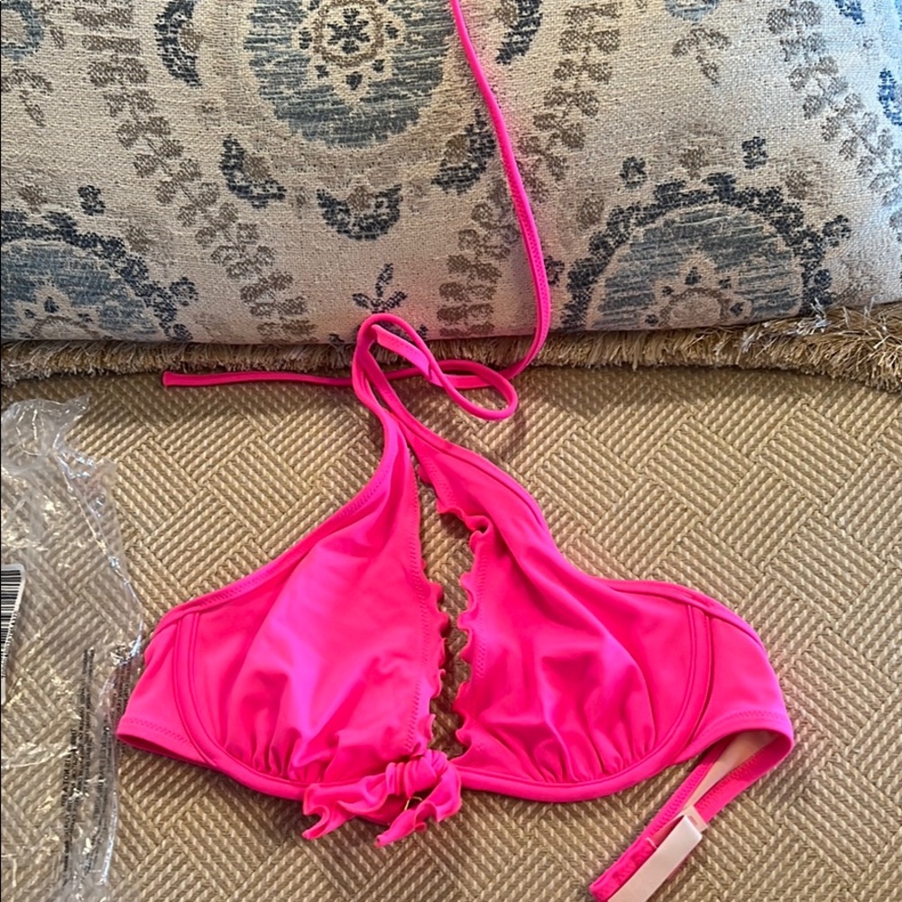 New! VS pink ruffle bikini top | 32D